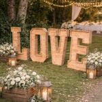 Lettres love xxl bois de 135 cm pour décoration de mariage à Rouen