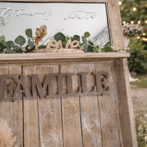 lettre famille en bois