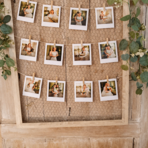 cadre en bois avec grillage